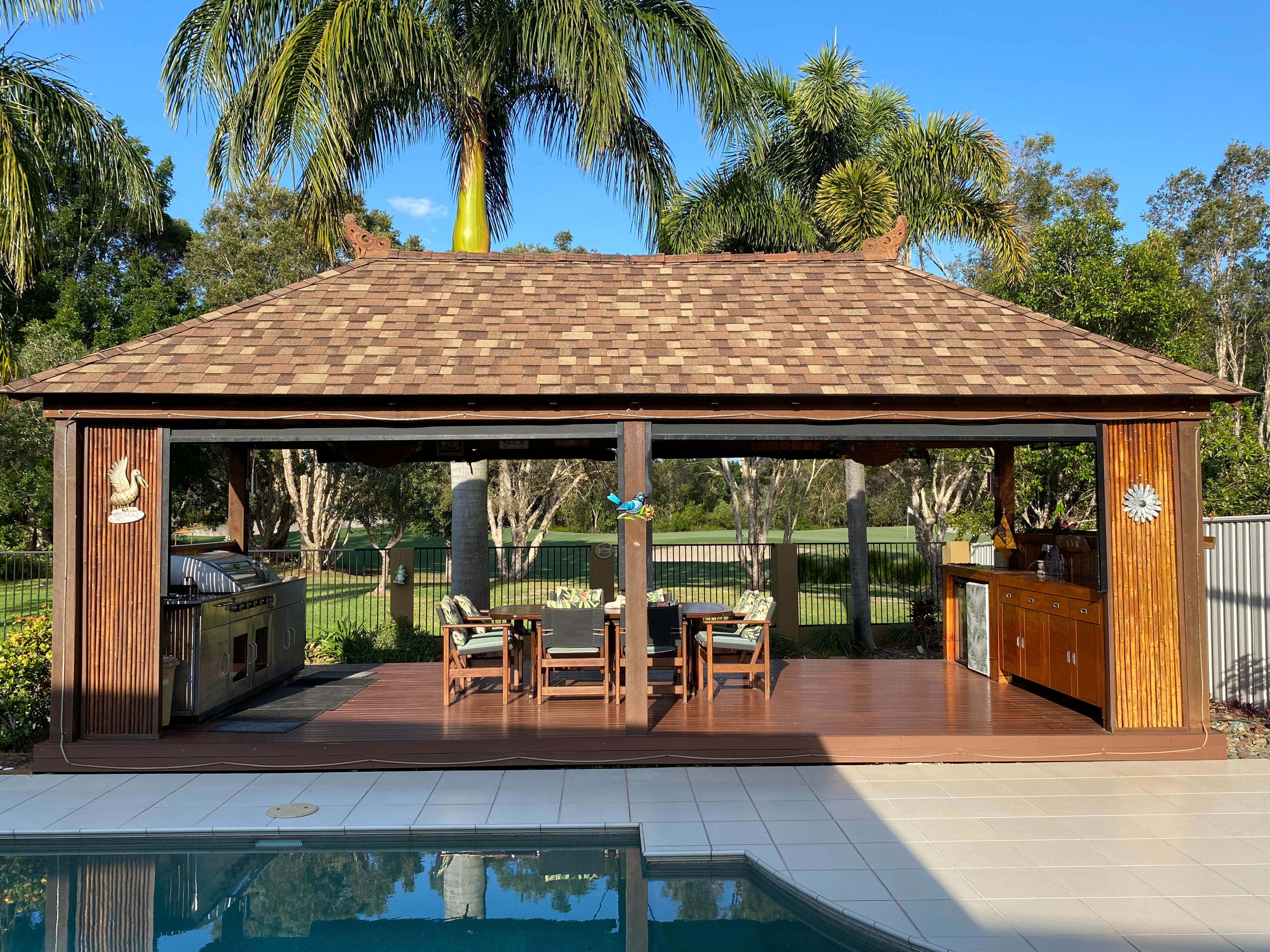 Asphalt Shingles Hut Kit – Island Outdoors Australia