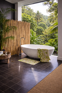 Latte Pole Screen Role